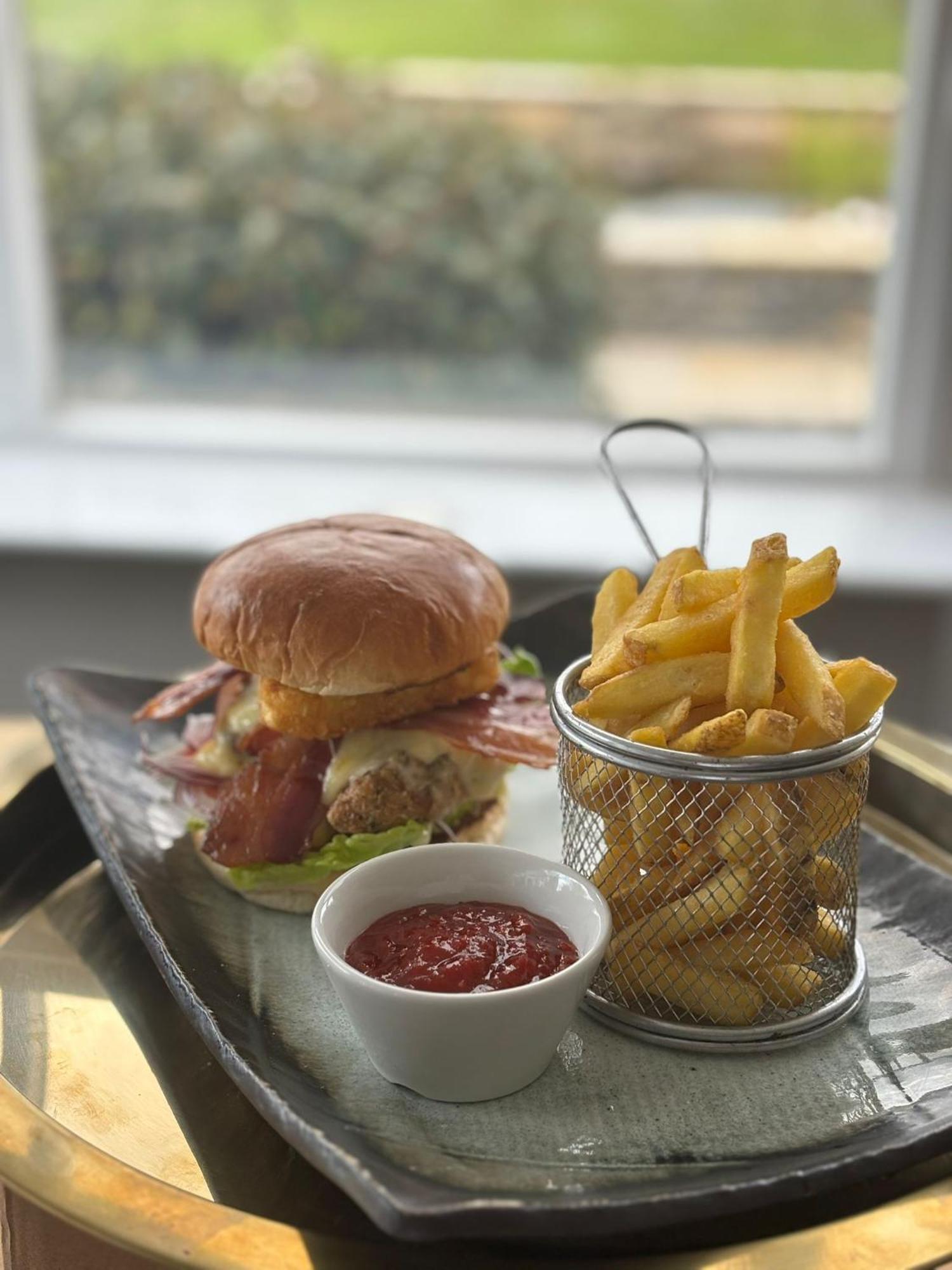 The Ryebeck Hotel Bowness-on-Windermere Bagian luar foto